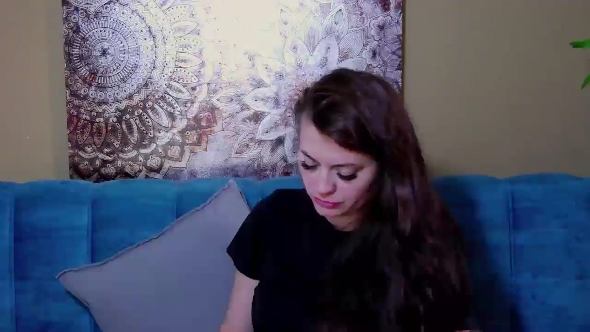 Gallery image thumbnail from ForeverChic's myfreecams stream on, 07/11/2024, 08:00 image 3 of 20