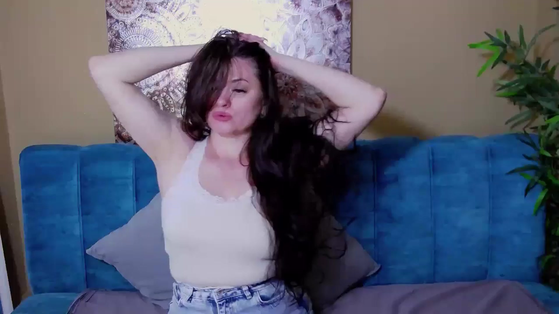 Gallery image thumbnail from ForeverChic's myfreecams stream on, 07/12/2024, 07:36 image 11 of 20