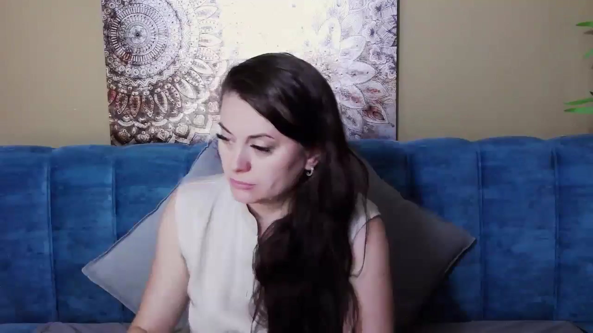 Gallery image thumbnail from ForeverChic's myfreecams stream on, 07/15/2024, 10:40 image 5 of 20