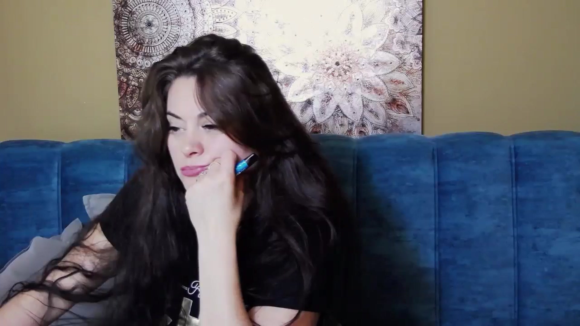 Gallery image thumbnail from ForeverChic's myfreecams stream on, 07/17/2024, 08:35 image 15 of 20