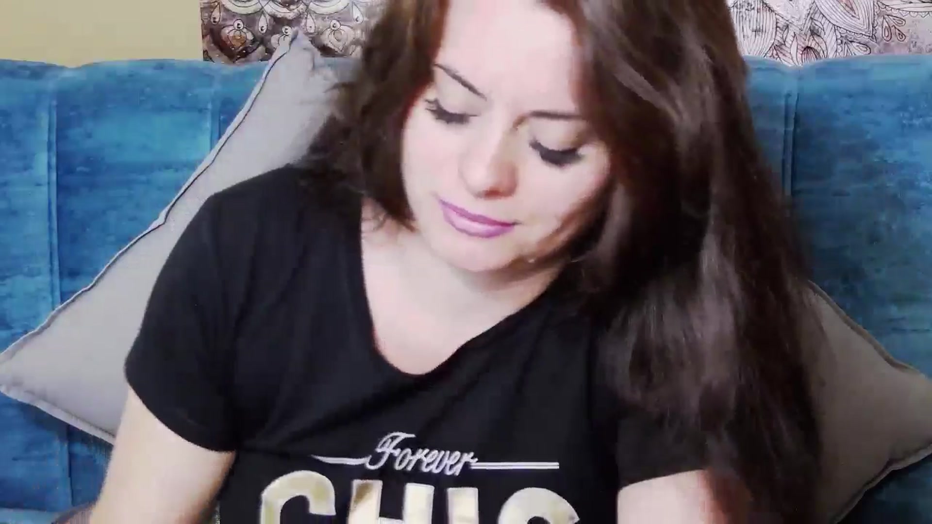 Gallery image thumbnail from ForeverChic's myfreecams stream on, 07/17/2024, 12:34 image 3 of 20