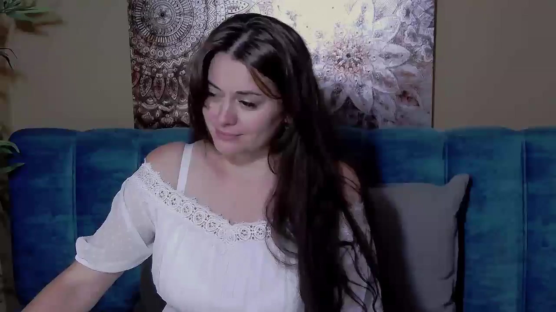 Gallery image thumbnail from ForeverChic's myfreecams stream on, 08/03/2024, 12:47 image 8 of 20