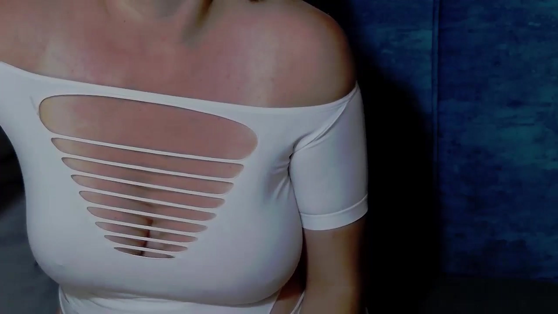 Gallery image thumbnail from ForeverChic's myfreecams stream on, 08/09/2024, 13:53 image 13 of 20