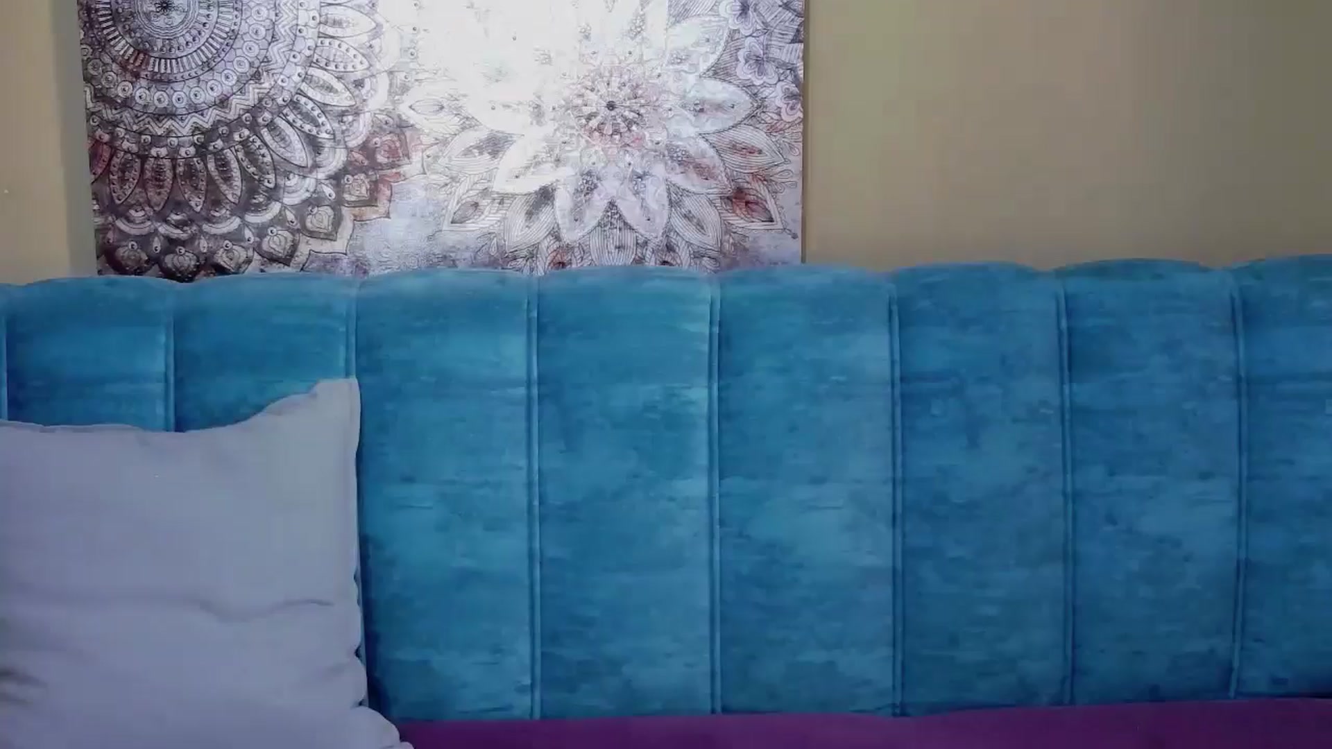 Gallery image thumbnail from ForeverChic's myfreecams stream on, 08/14/2024, 08:03 image 7 of 20