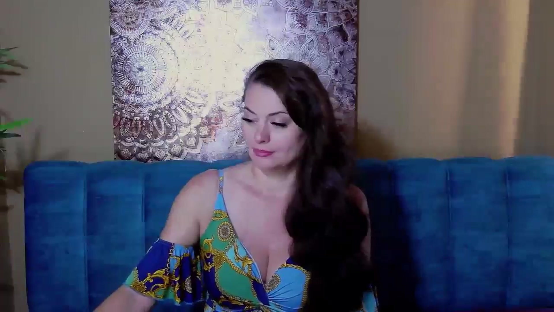 Gallery image thumbnail from ForeverChic's myfreecams stream on, 08/15/2024, 10:28 image 9 of 20