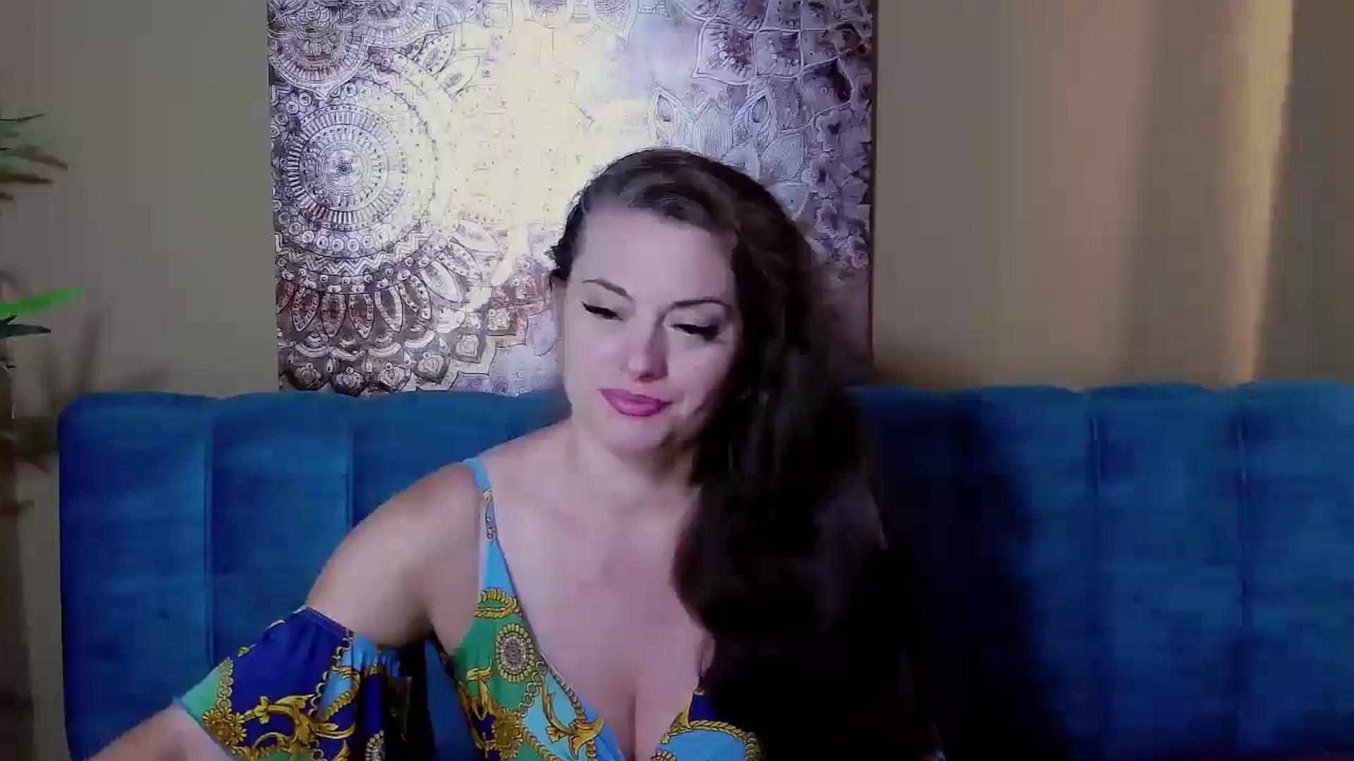 Gallery image thumbnail from ForeverChic's myfreecams stream on, 08/15/2024, 10:28 image 6 of 20