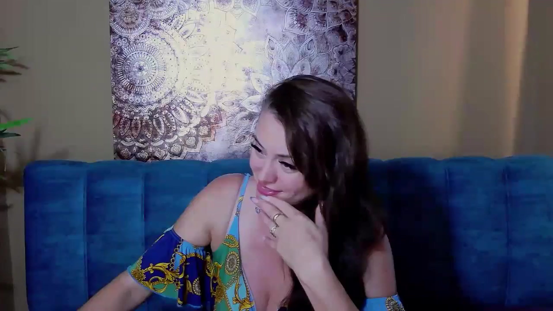 Gallery image thumbnail from ForeverChic's myfreecams stream on, 08/15/2024, 10:28 image 13 of 20