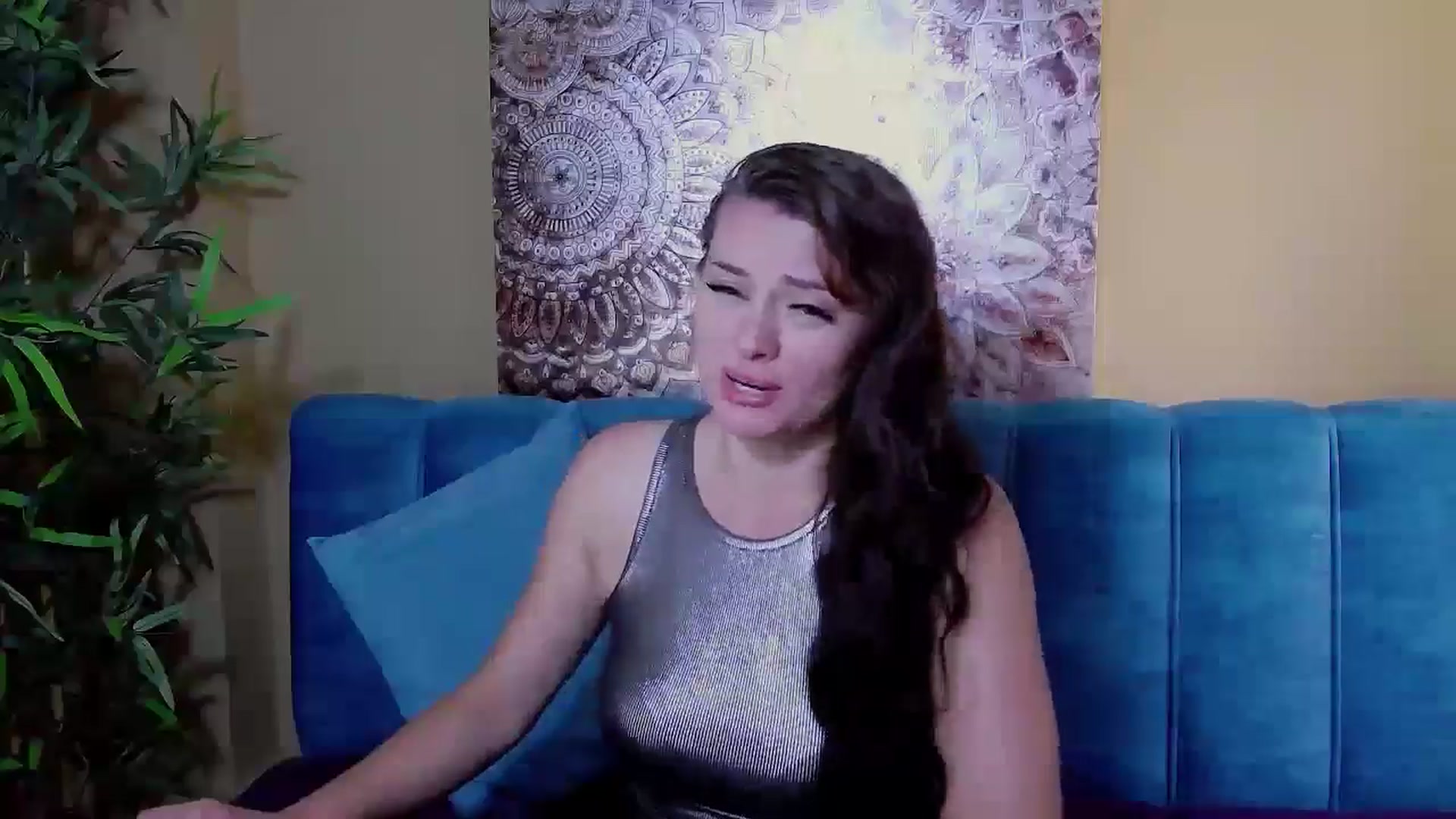 Gallery image thumbnail from ForeverChic's myfreecams stream on, 08/16/2024, 06:15 image 6 of 20