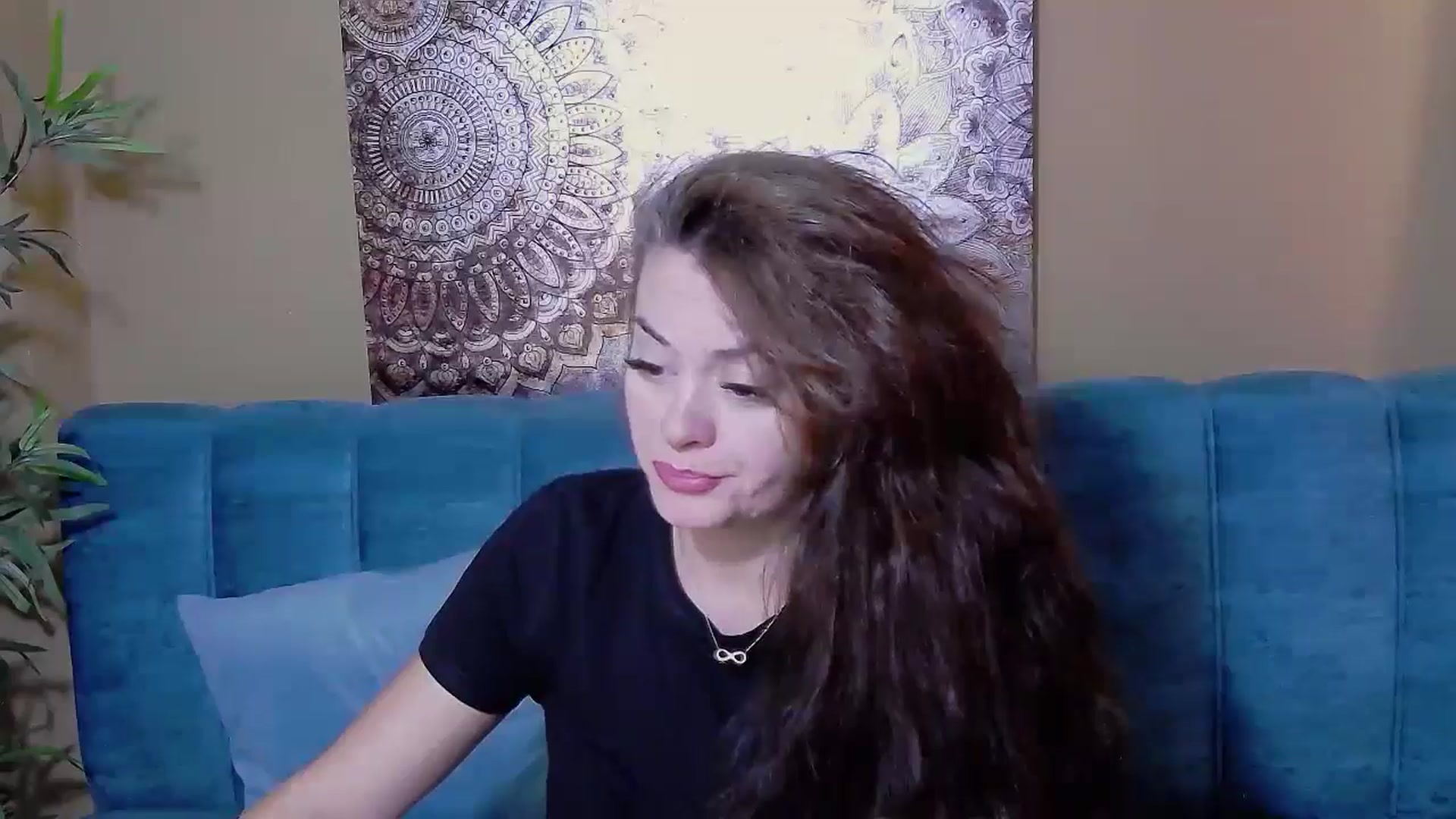 Gallery image thumbnail from ForeverChic's myfreecams stream on, 09/05/2024, 08:12 image 15 of 20