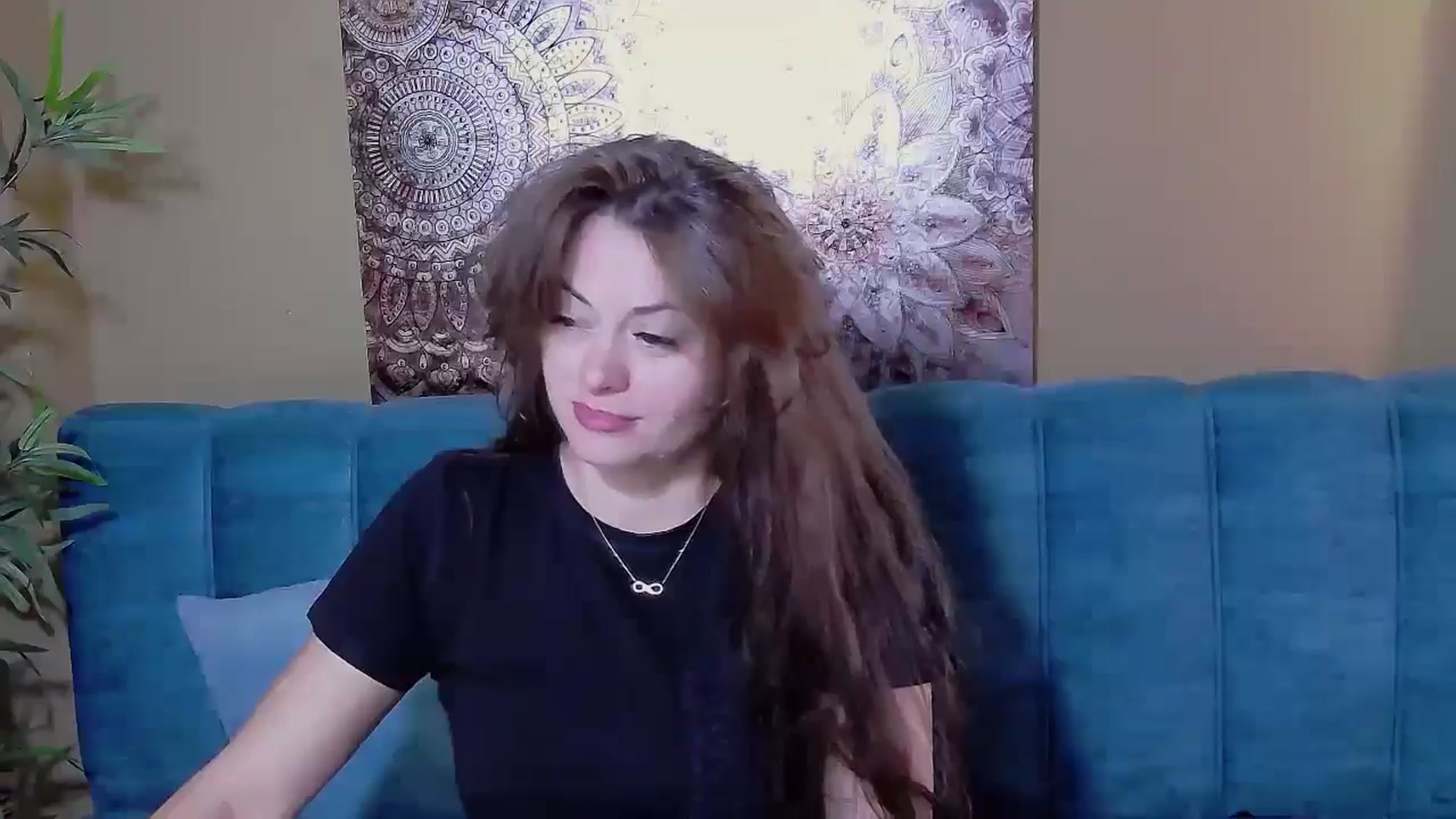 Gallery image thumbnail from ForeverChic's myfreecams stream on, 09/05/2024, 08:12 image 17 of 20