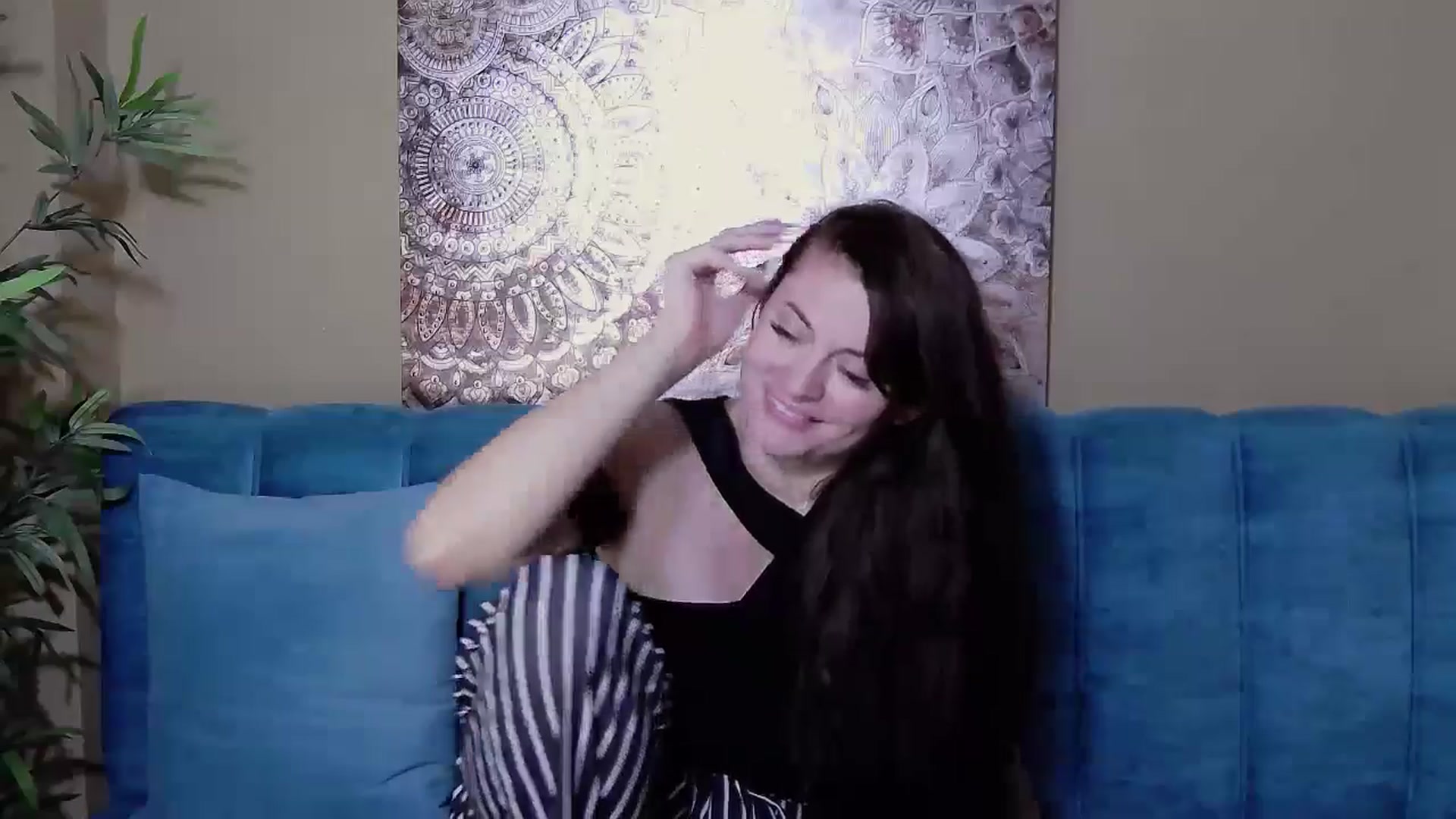Gallery image thumbnail from ForeverChic's myfreecams stream on, 09/11/2024, 13:54 image 5 of 20