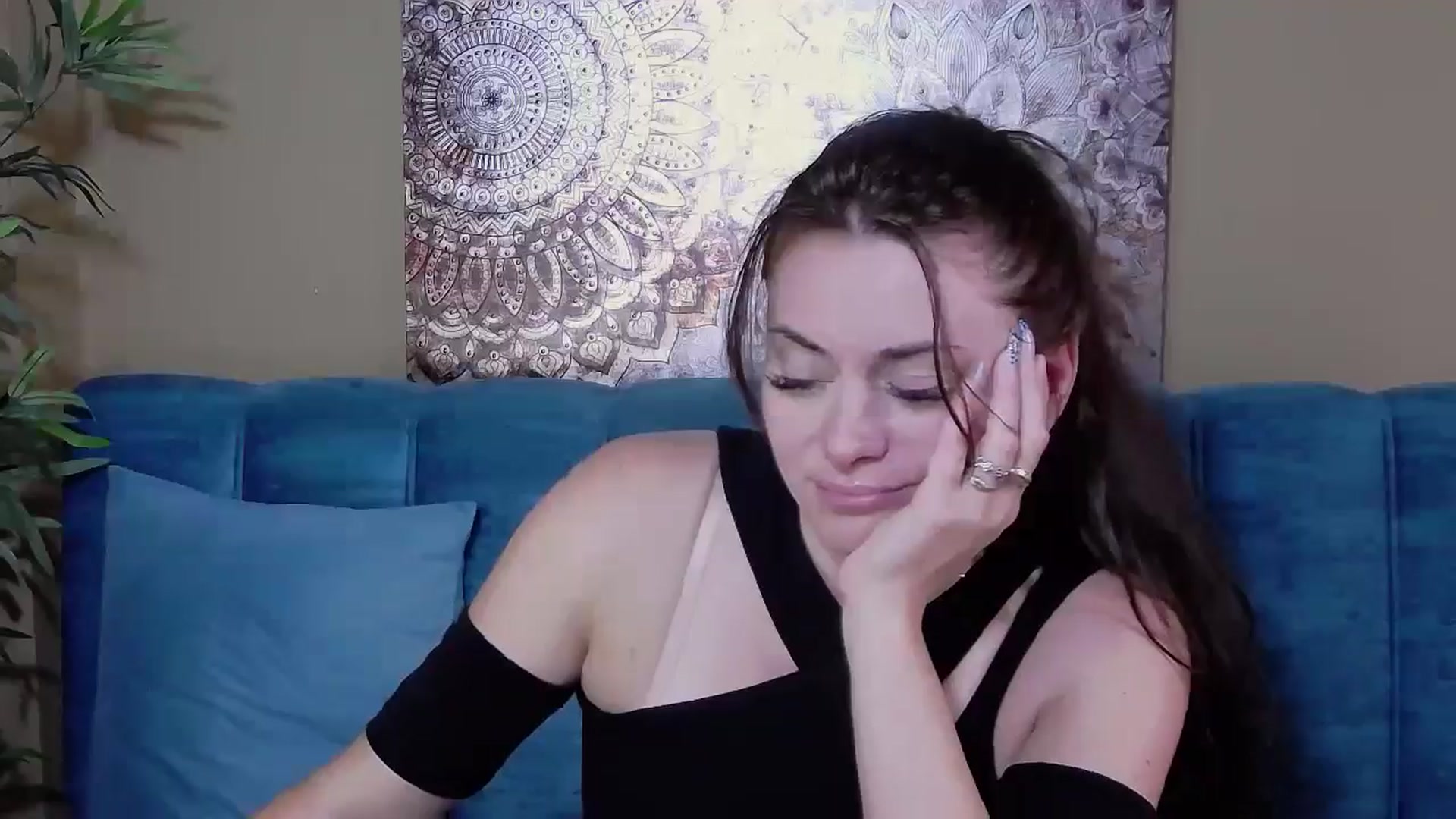 Gallery image thumbnail from ForeverChic's myfreecams stream on, 09/11/2024, 15:09 image 9 of 20