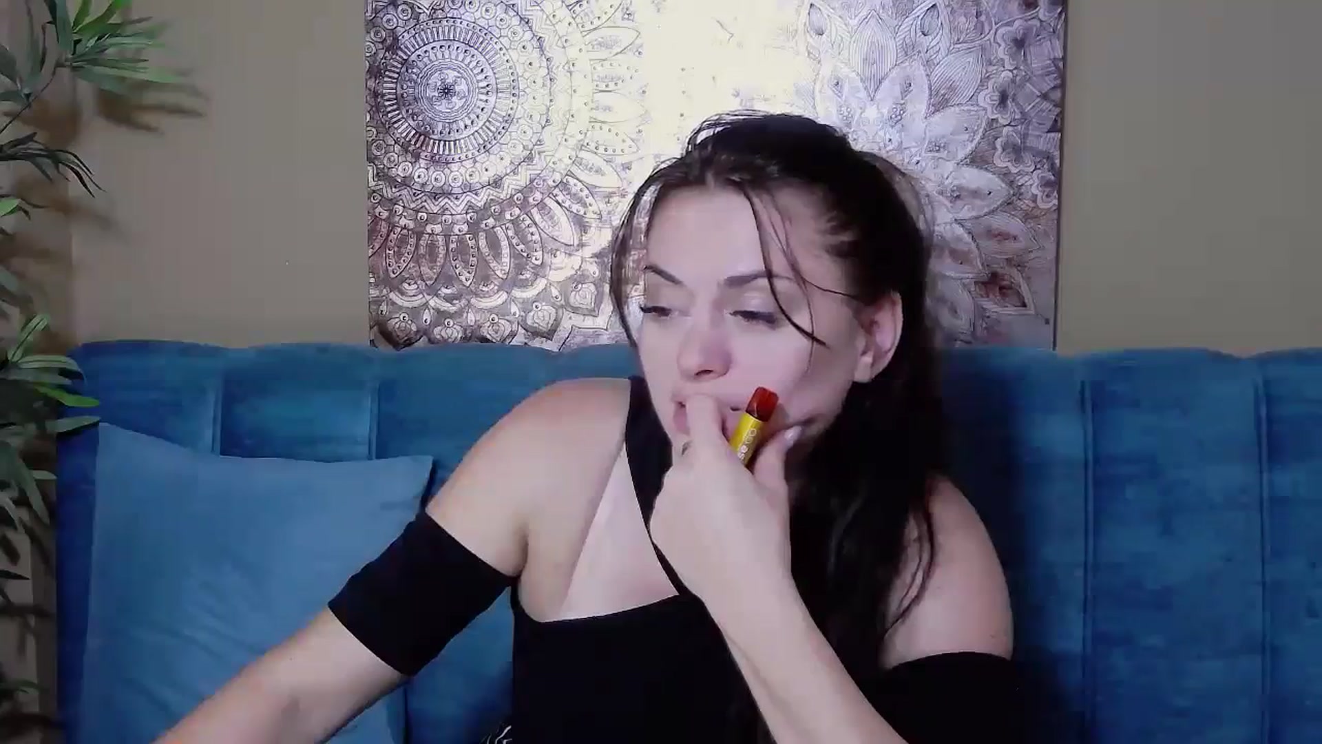 Gallery image thumbnail from ForeverChic's myfreecams stream on, 09/11/2024, 15:09 image 16 of 20