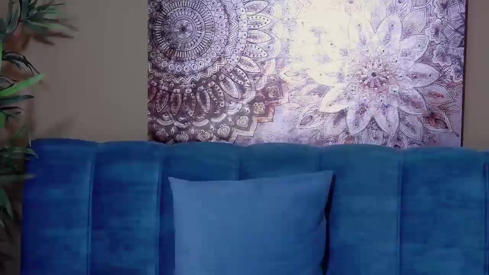 Gallery image thumbnail from ForeverChic's myfreecams stream on, 09/19/2024, 07:40 image 18 of 20