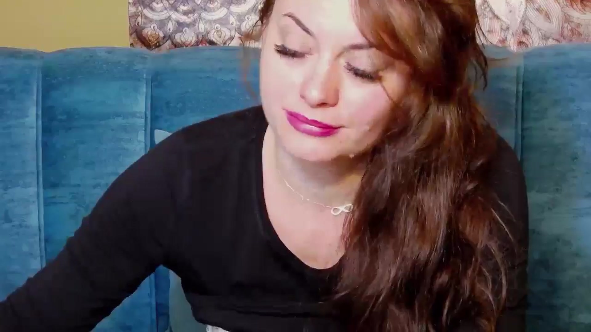 Gallery image thumbnail from ForeverChic's myfreecams stream on, 09/29/2024, 06:49 image 2 of 20