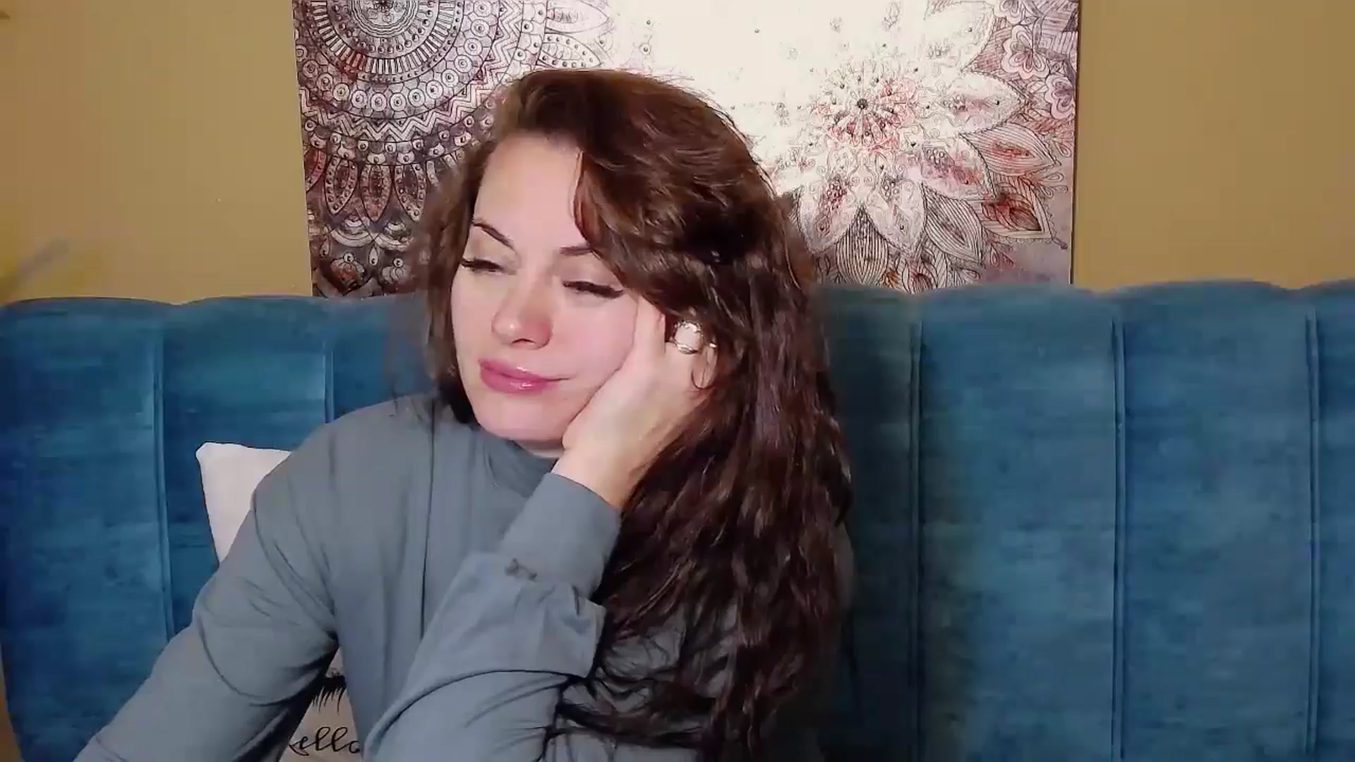 Gallery image thumbnail from ForeverChic's myfreecams stream on, 10/09/2024, 14:29 image 9 of 20