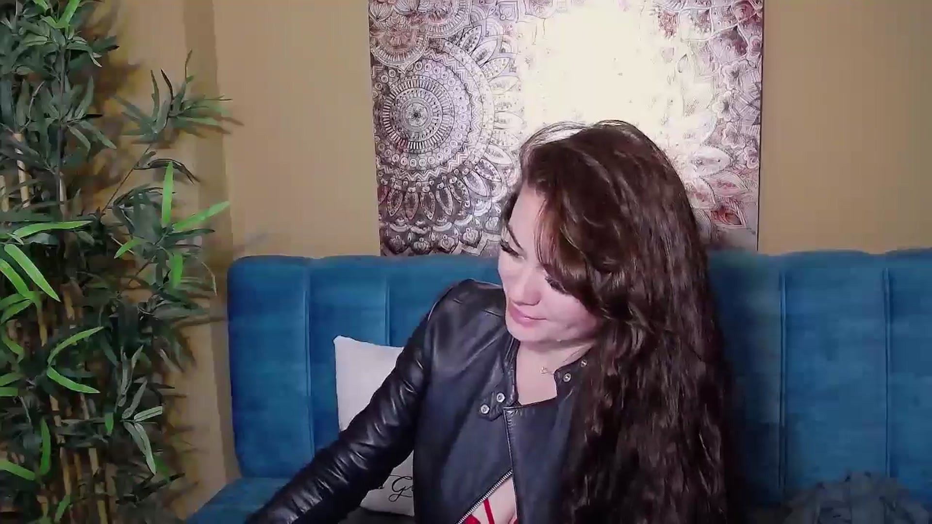 Gallery image thumbnail from ForeverChic's myfreecams stream on, 10/09/2024, 15:47 image 20 of 20