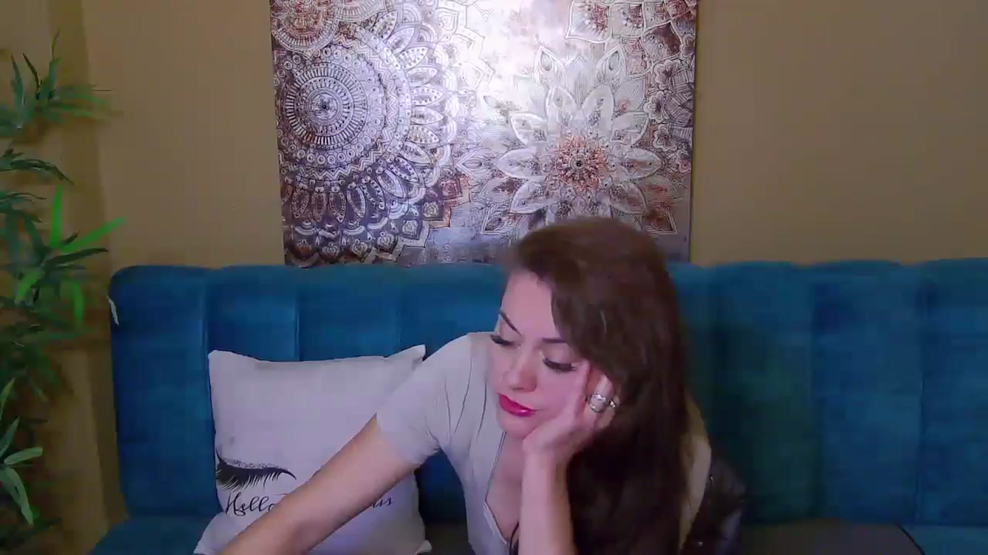 Gallery image thumbnail from ForeverChic's myfreecams stream on, 10/15/2024, 09:57 image 12 of 20