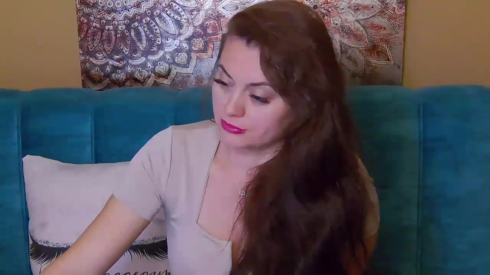 Gallery image thumbnail from ForeverChic's myfreecams stream on, 10/15/2024, 09:57 image 8 of 20