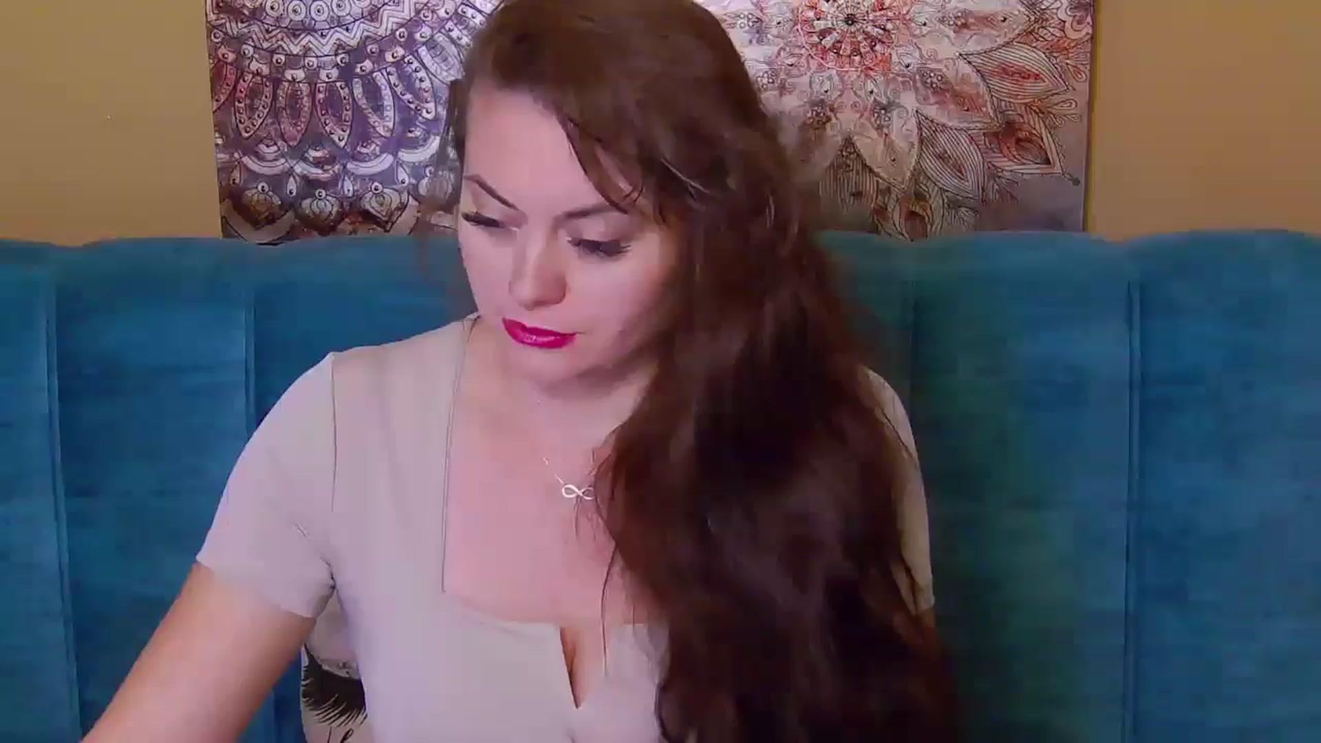 Gallery image thumbnail from ForeverChic's myfreecams stream on, 10/15/2024, 09:57 image 1 of 20