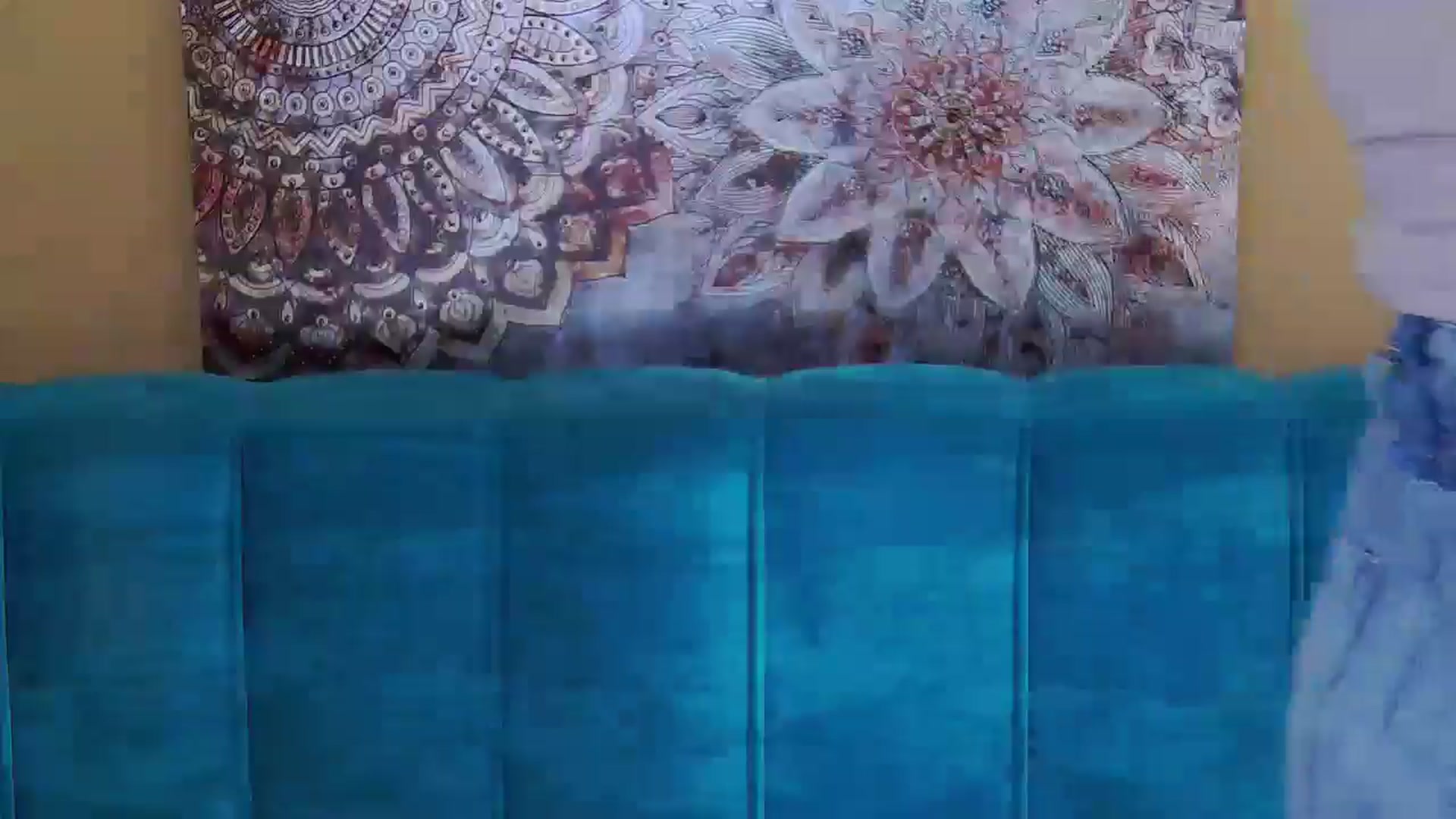 Gallery image thumbnail from ForeverChic's myfreecams stream on, 10/15/2024, 11:50 image 19 of 20