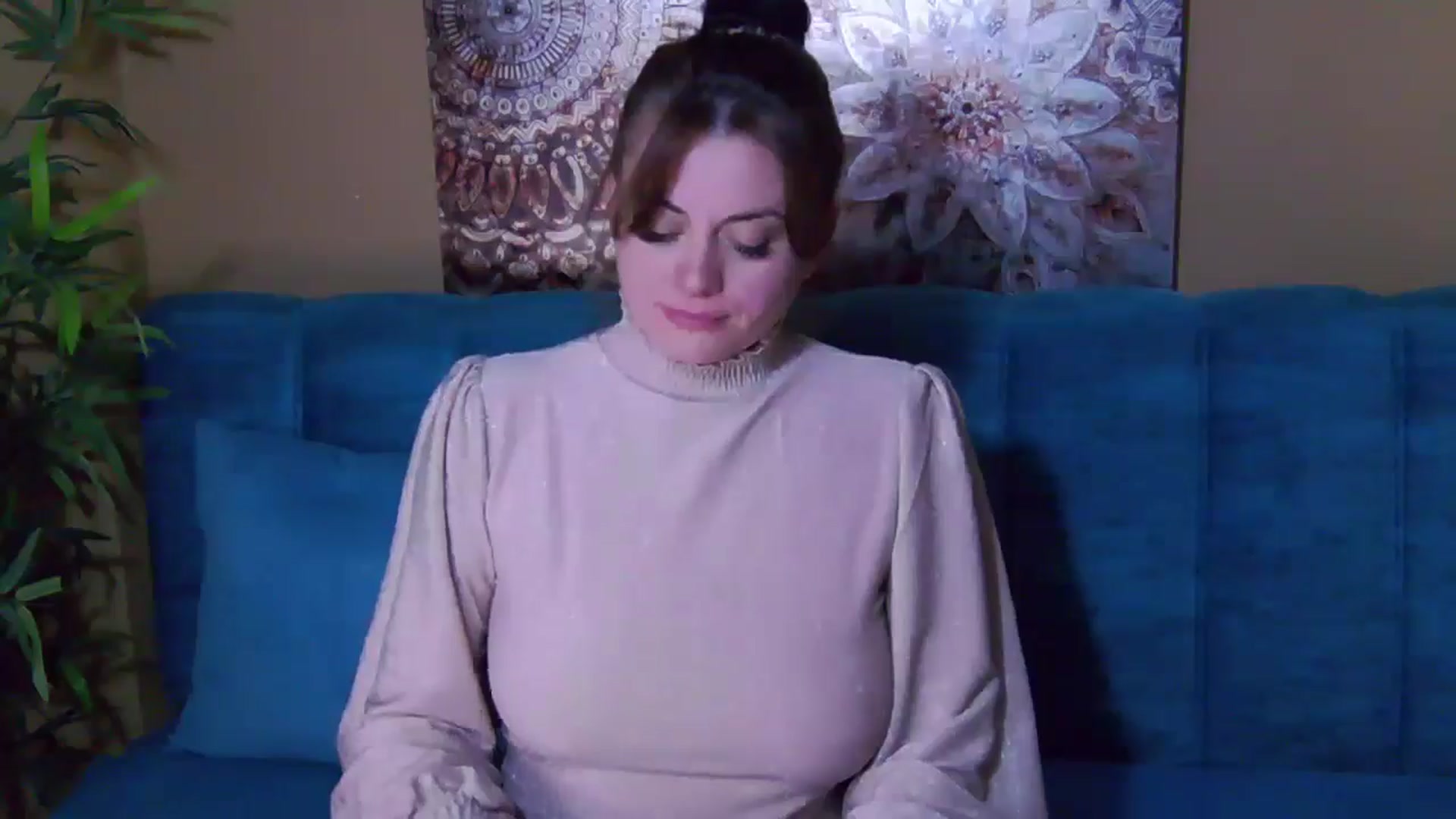 Gallery image thumbnail from ForeverChic's myfreecams stream on, 10/18/2024, 09:14 image 4 of 20