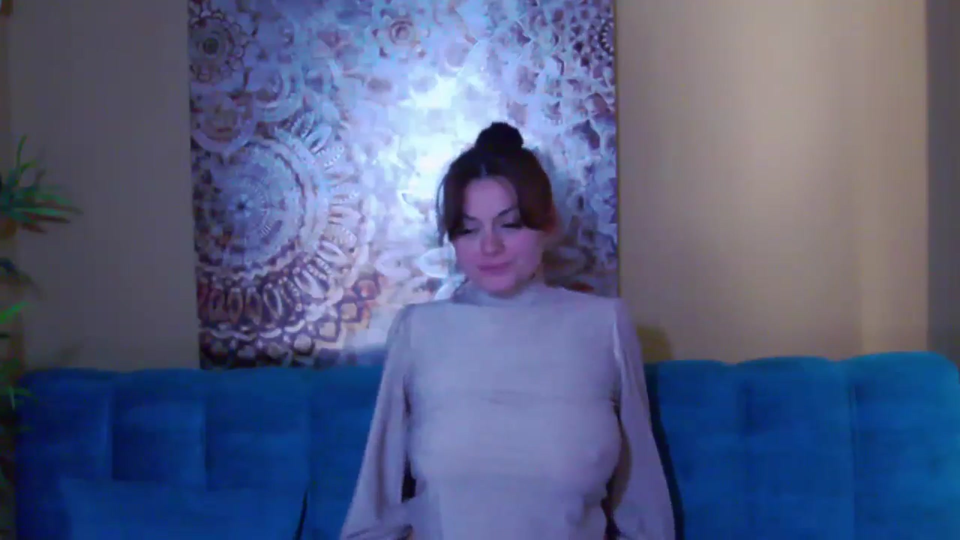 Gallery image thumbnail from ForeverChic's myfreecams stream on, 10/18/2024, 13:19 image 20 of 20