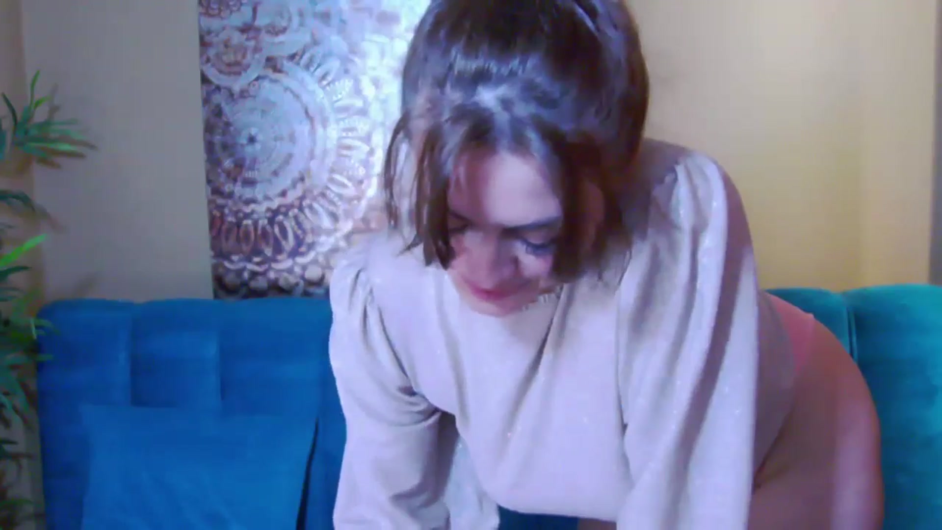 Gallery image thumbnail from ForeverChic's myfreecams stream on, 10/18/2024, 13:19 image 14 of 20