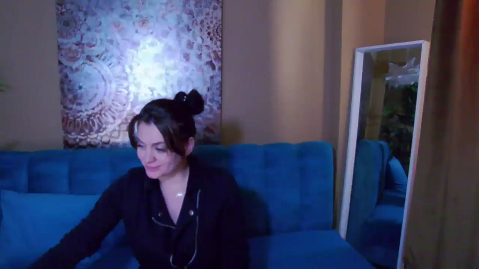 Gallery image thumbnail from ForeverChic's myfreecams stream on, 10/19/2024, 13:43 image 20 of 20
