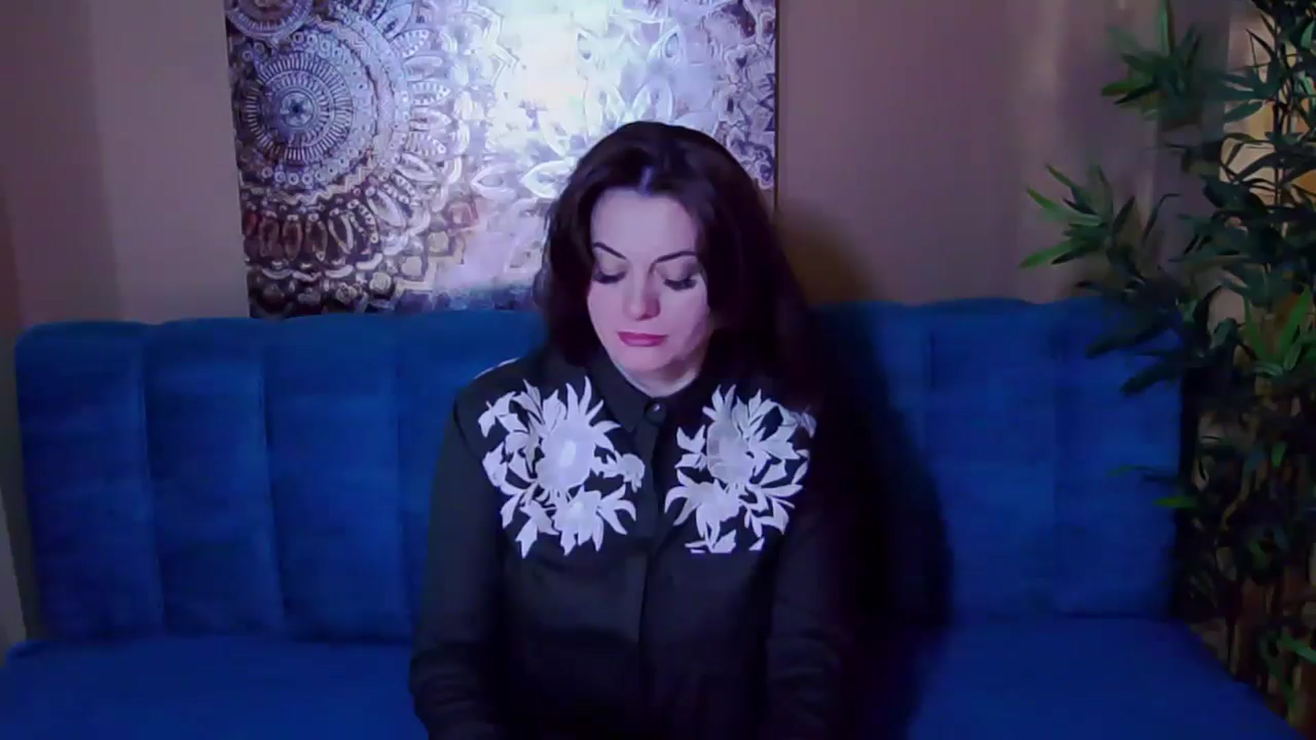 Gallery image thumbnail from ForeverChic's myfreecams stream on, 10/22/2024, 07:30 image 13 of 20