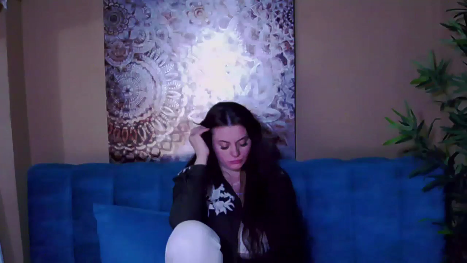 Gallery image thumbnail from ForeverChic's myfreecams stream on, 10/22/2024, 09:38 image 13 of 20