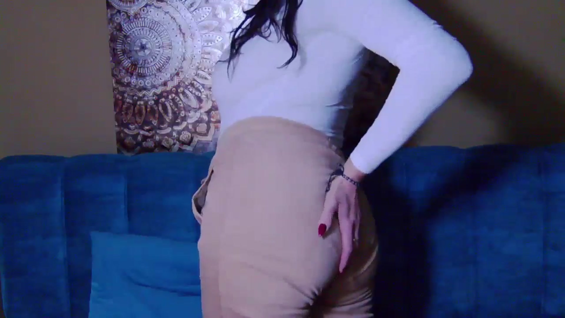 Gallery image thumbnail from ForeverChic's myfreecams stream on, 10/24/2024, 06:17 image 10 of 20