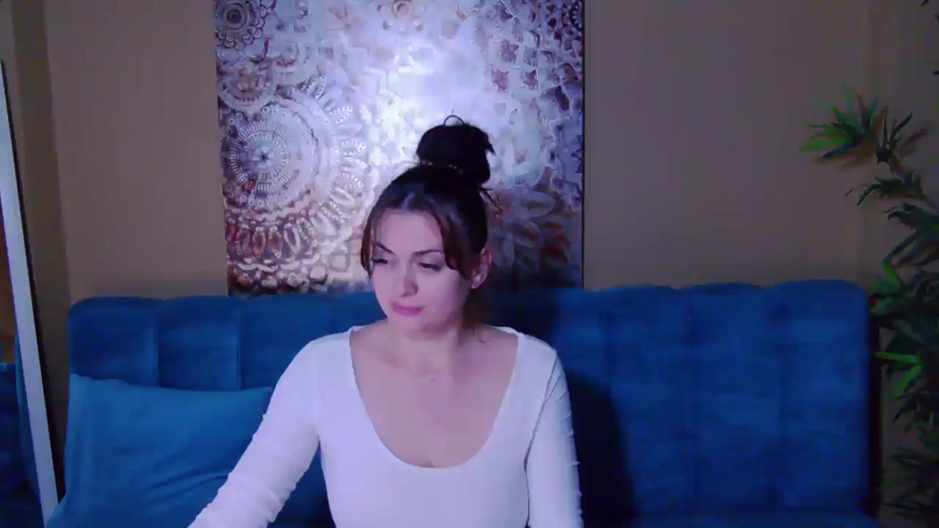 Gallery image thumbnail from ForeverChic's myfreecams stream on, 10/24/2024, 14:52 image 10 of 20