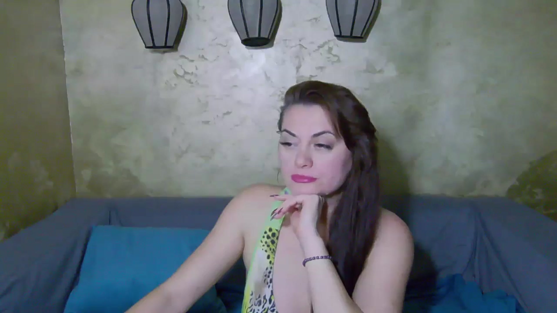 Gallery image thumbnail from ForeverChic's myfreecams stream on, 10/25/2024, 08:15 image 11 of 20