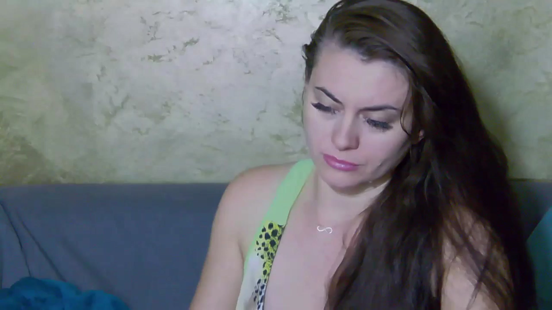 Gallery image thumbnail from ForeverChic's myfreecams stream on, 10/25/2024, 10:05 image 18 of 20