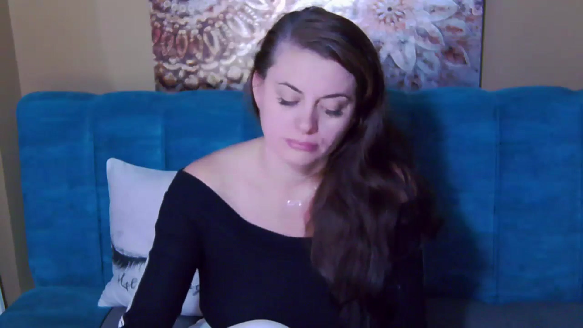 Gallery image thumbnail from ForeverChic's myfreecams stream on, 10/28/2024, 16:33 image 13 of 20