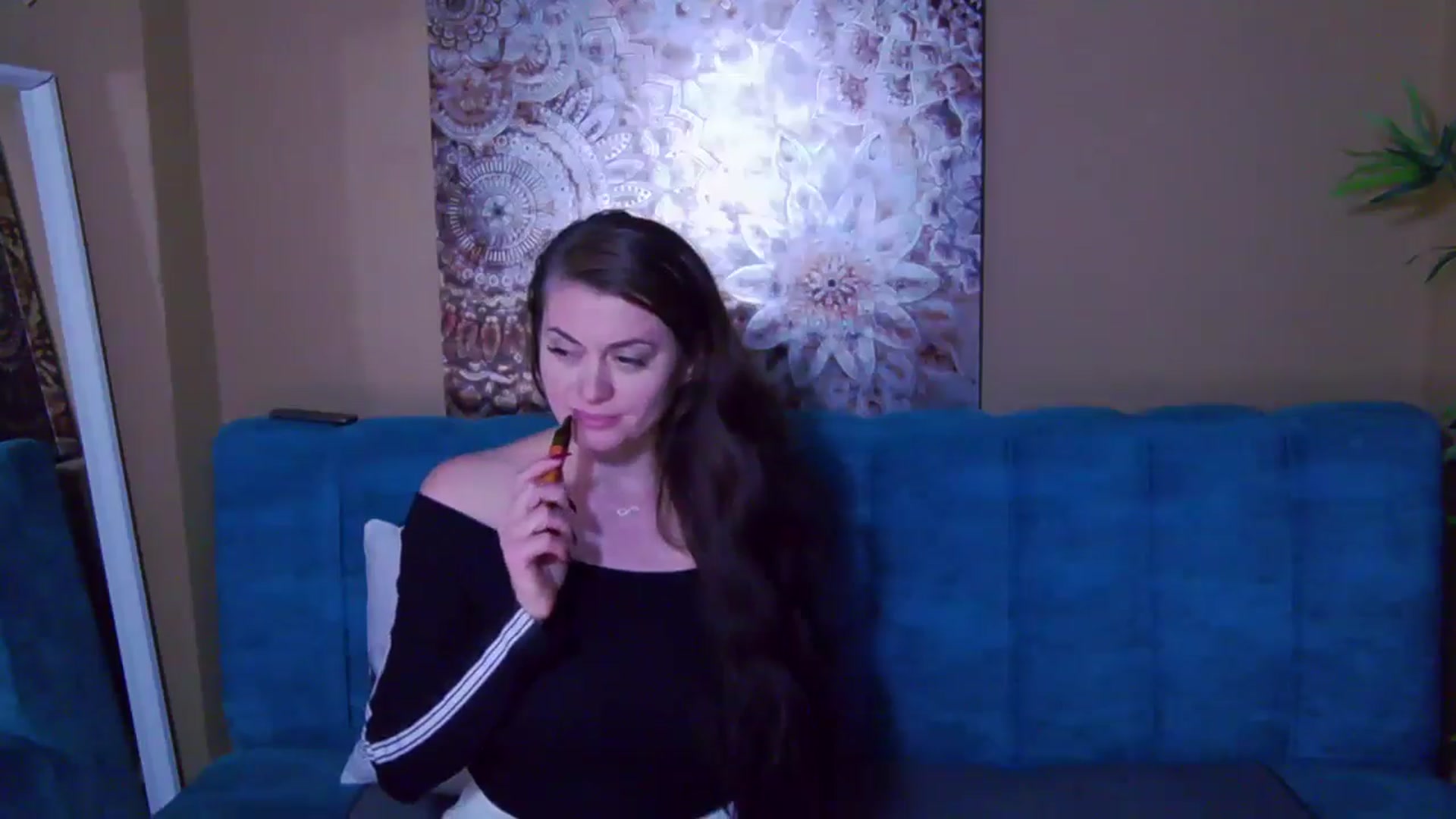Gallery image thumbnail from ForeverChic's myfreecams stream on, 10/28/2024, 16:33 image 15 of 20