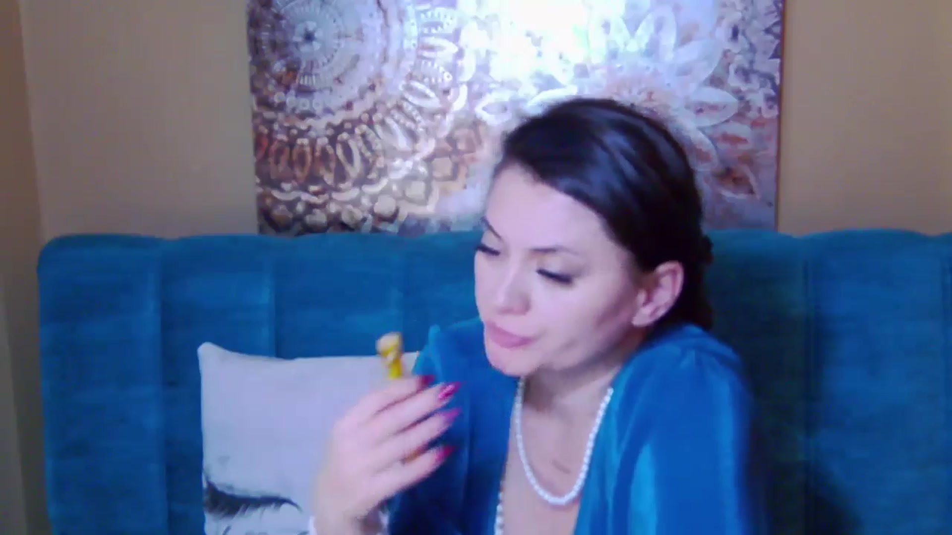 Gallery image thumbnail from ForeverChic's myfreecams stream on, 11/01/2024, 12:49 image 11 of 20