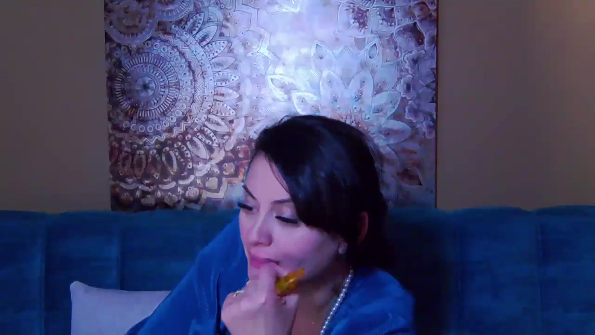 Gallery image thumbnail from ForeverChic's myfreecams stream on, 11/01/2024, 13:09 image 3 of 20