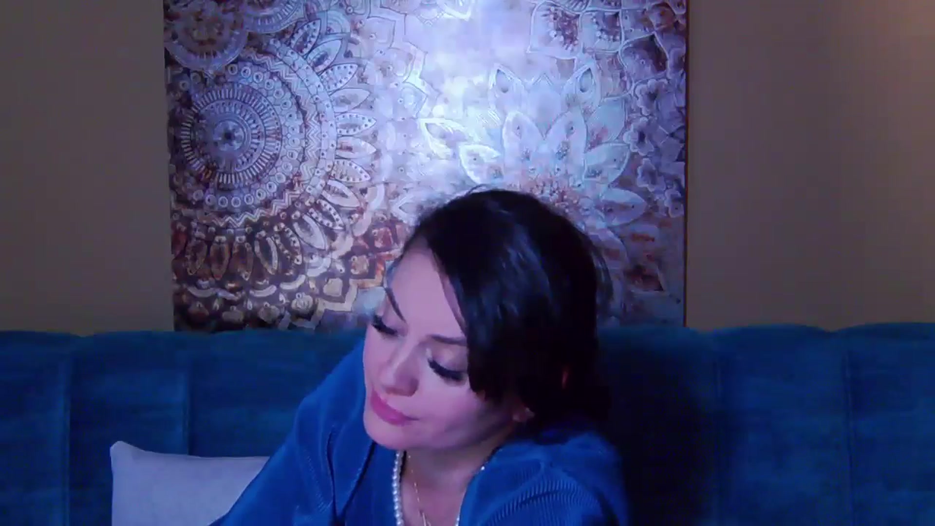 Gallery image thumbnail from ForeverChic's myfreecams stream on, 11/01/2024, 13:09 image 2 of 20