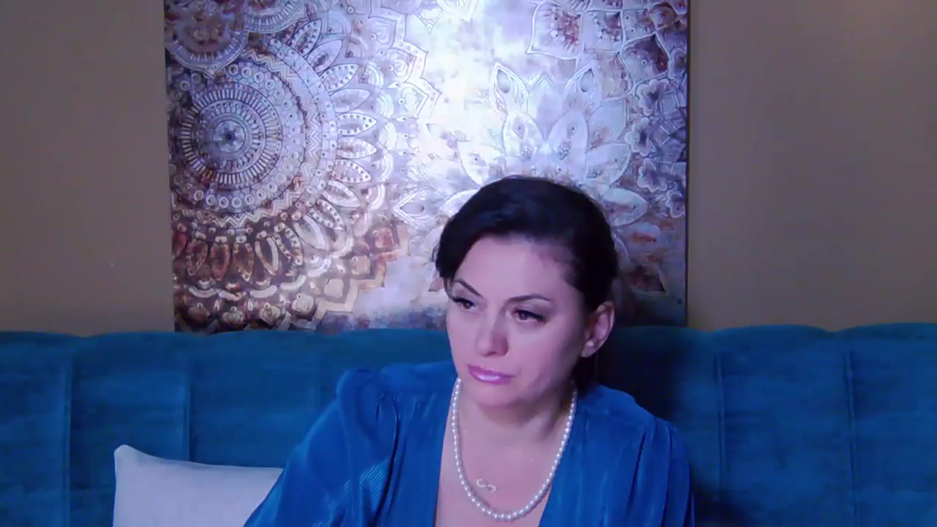 Gallery image thumbnail from ForeverChic's myfreecams stream on, 11/01/2024, 14:00 image 1 of 20