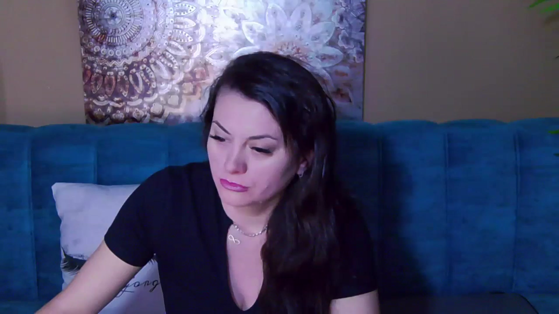 Gallery image thumbnail from ForeverChic's myfreecams stream on, 11/06/2024, 09:56 image 2 of 20