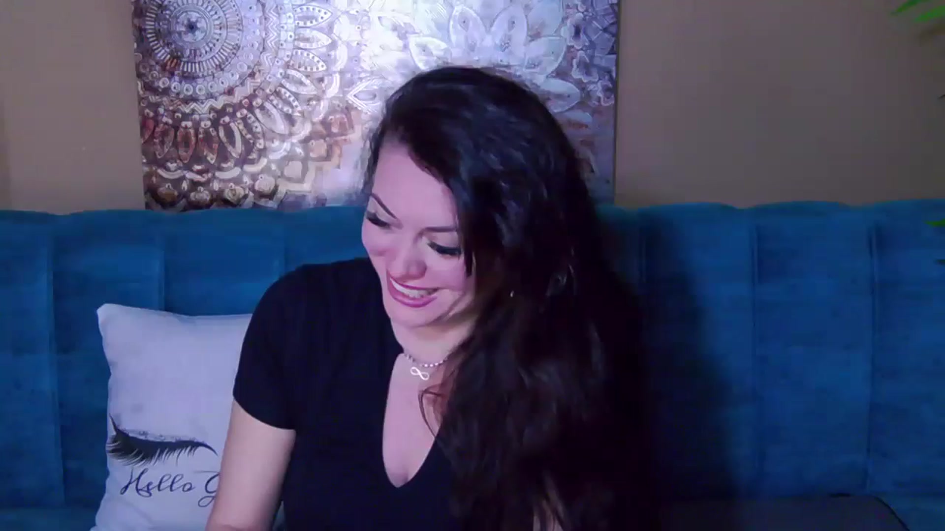 Gallery image thumbnail from ForeverChic's myfreecams stream on, 11/06/2024, 09:56 image 16 of 20