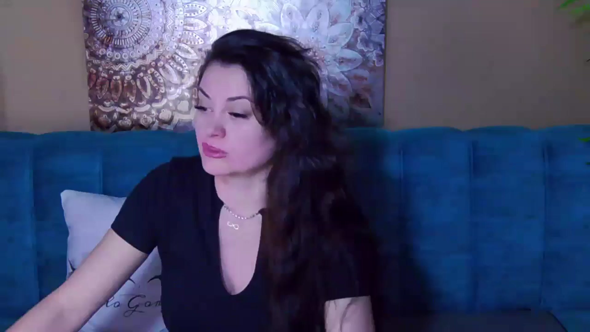 Gallery image thumbnail from ForeverChic's myfreecams stream on, 11/06/2024, 09:56 image 20 of 20