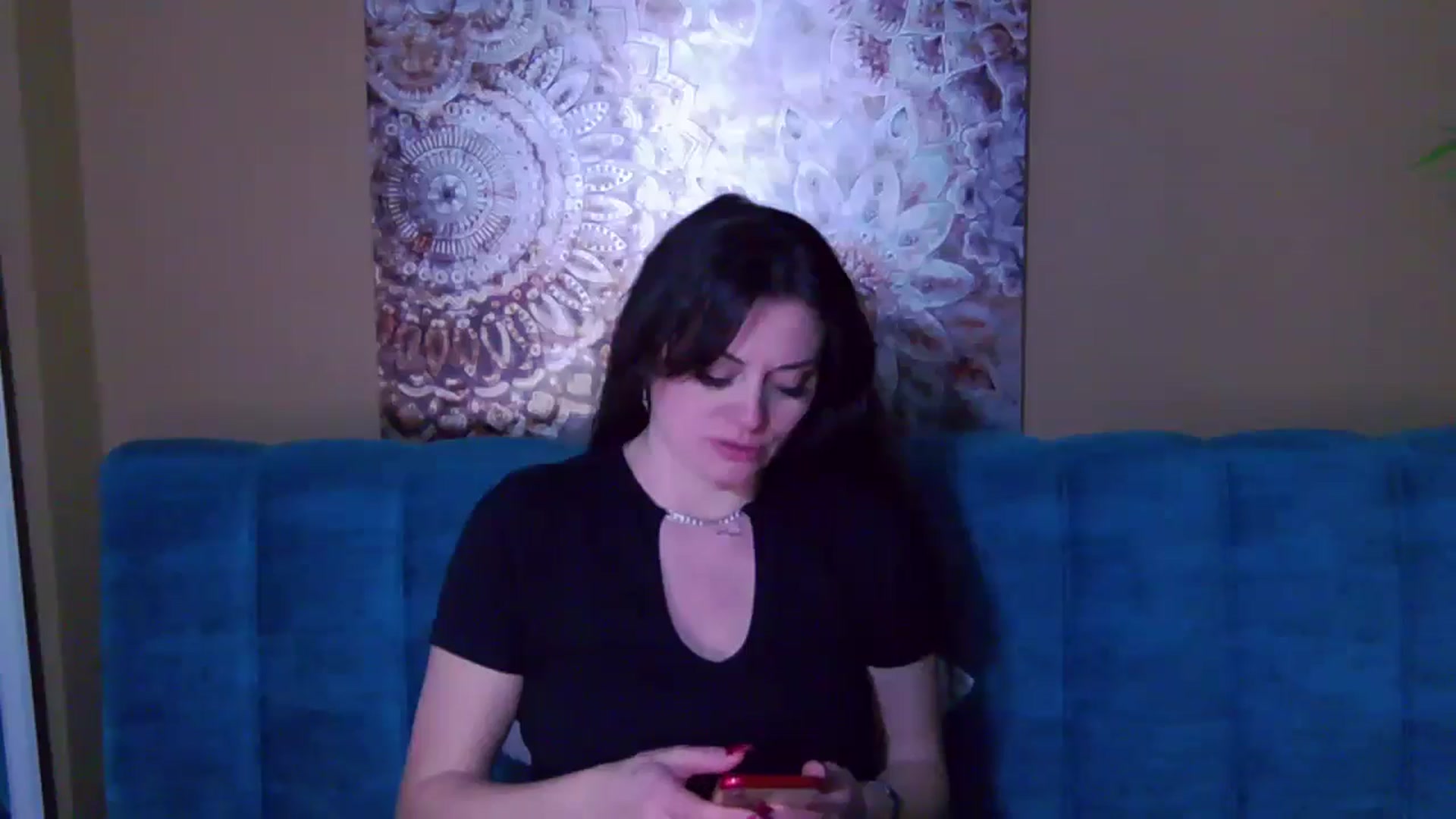 Gallery image thumbnail from ForeverChic's myfreecams stream on, 11/06/2024, 14:06 image 11 of 20