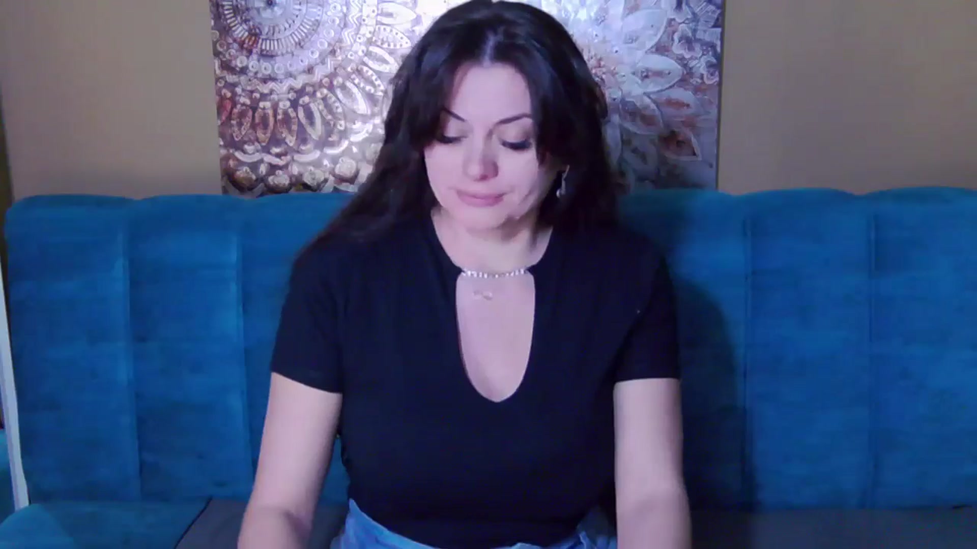 Gallery image thumbnail from ForeverChic's myfreecams stream on, 11/06/2024, 14:06 image 6 of 20