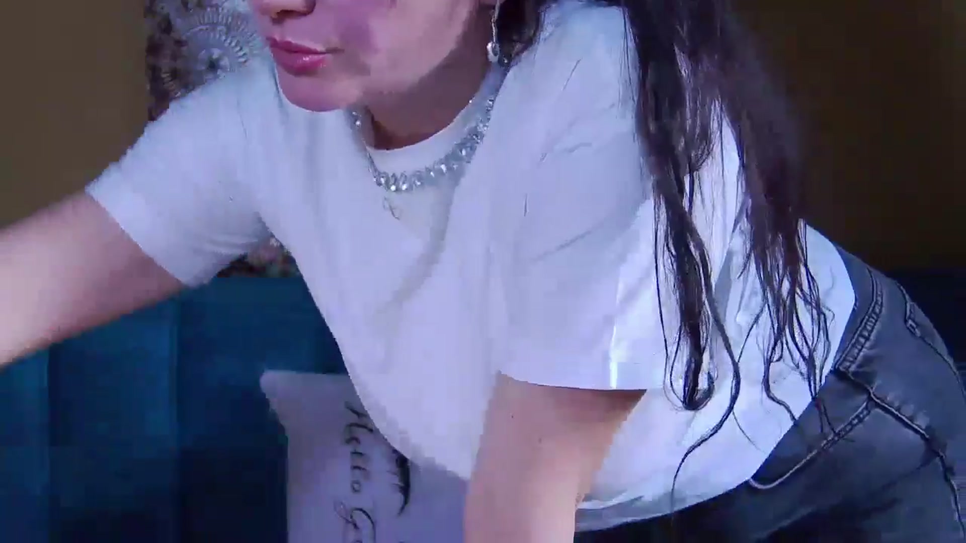 Gallery image thumbnail from ForeverChic's myfreecams stream on, 11/07/2024, 09:45 image 5 of 20