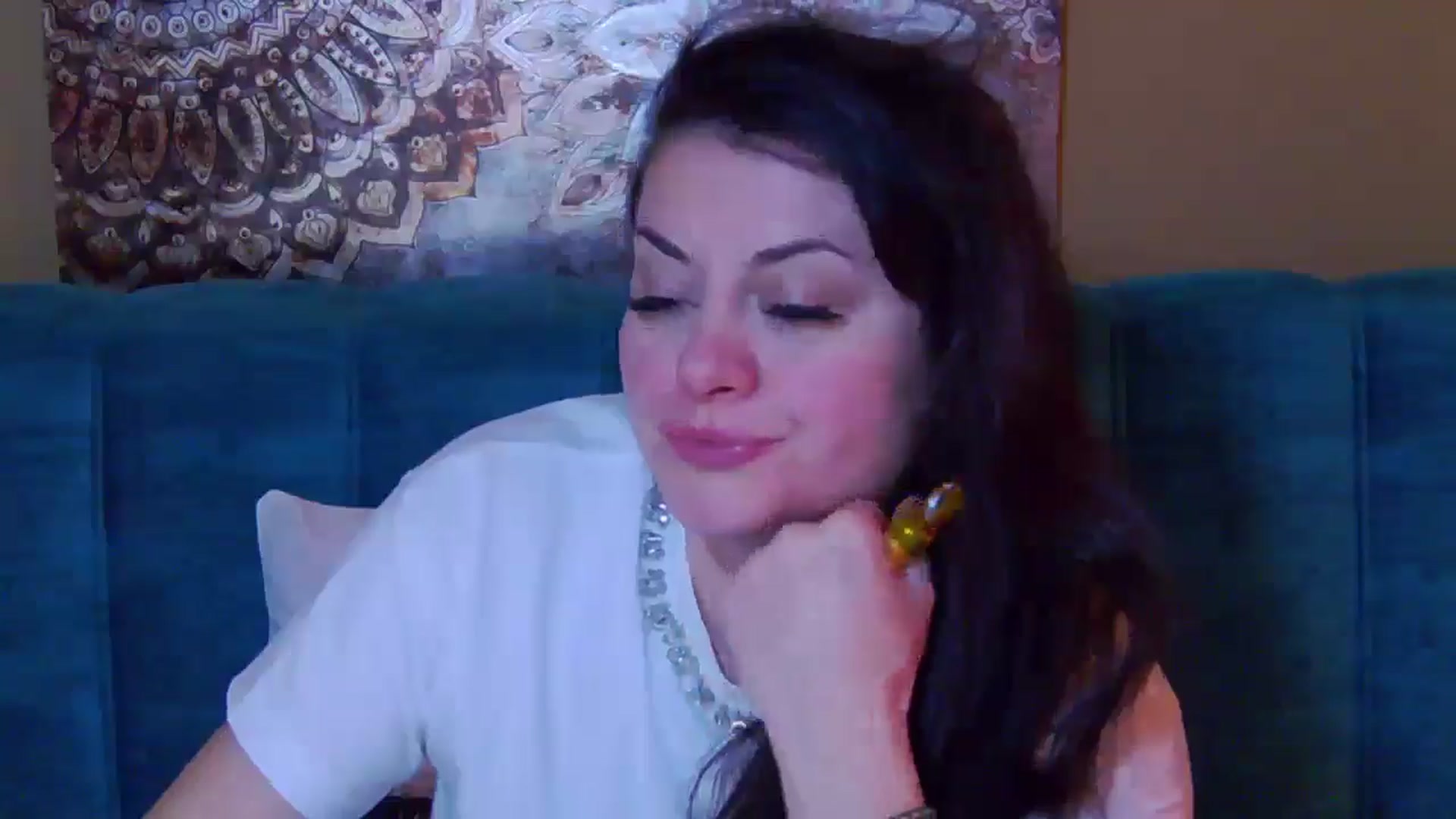 Gallery image thumbnail from ForeverChic's myfreecams stream on, 11/07/2024, 11:36 image 4 of 20