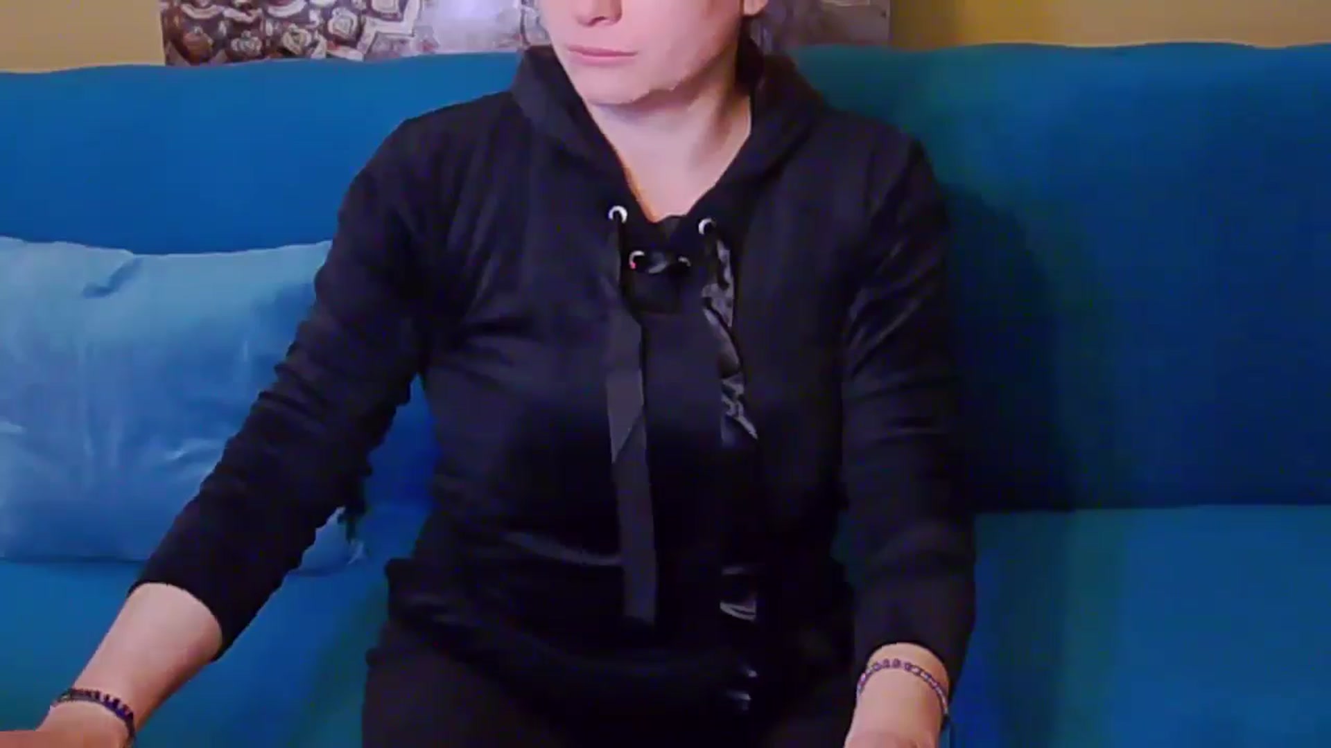 Gallery image thumbnail from ForeverChic's myfreecams stream on, 11/11/2024, 10:13 image 12 of 20