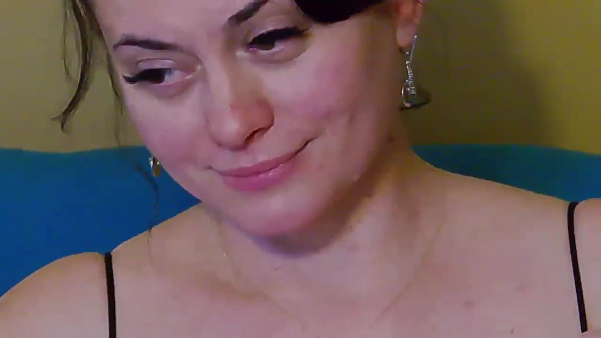 Gallery image thumbnail from ForeverChic's myfreecams stream on, 11/16/2024, 13:51 image 18 of 20
